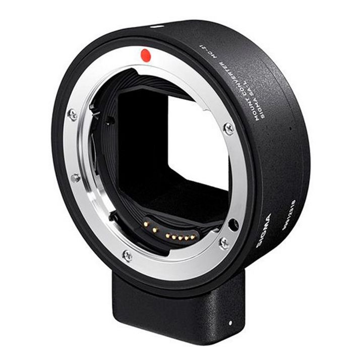 SIGMA FP DIGITAL CAMERA + SIGMA 50mm T1.5 Cine Lens for Canon EF + MC-21 Adap EF-L