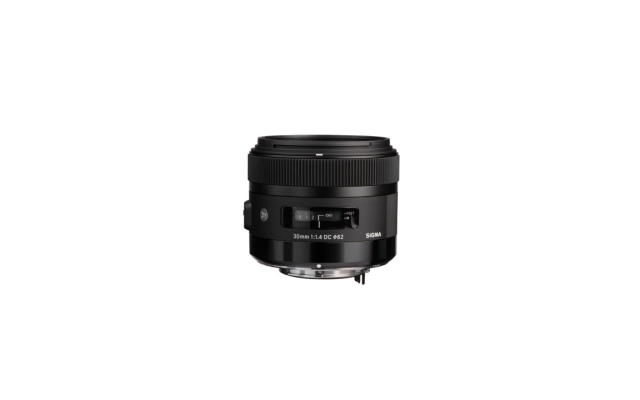 Sigma 30mm f/1.4 DC HSM Art Lens for Pentax ** 4301961 | Sigma Photo
